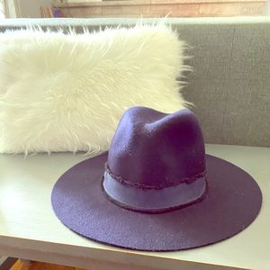 Banana republic navy hat L/XL